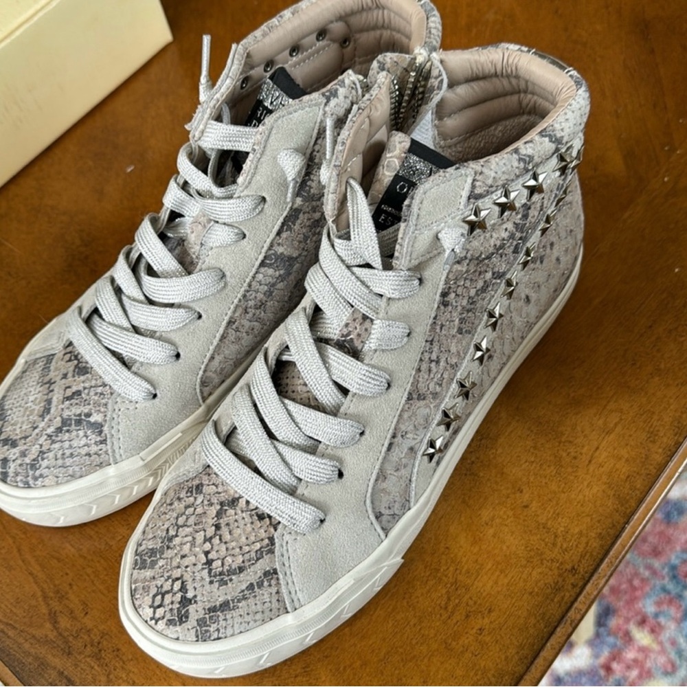 Vintage Havana snake skin sneakers